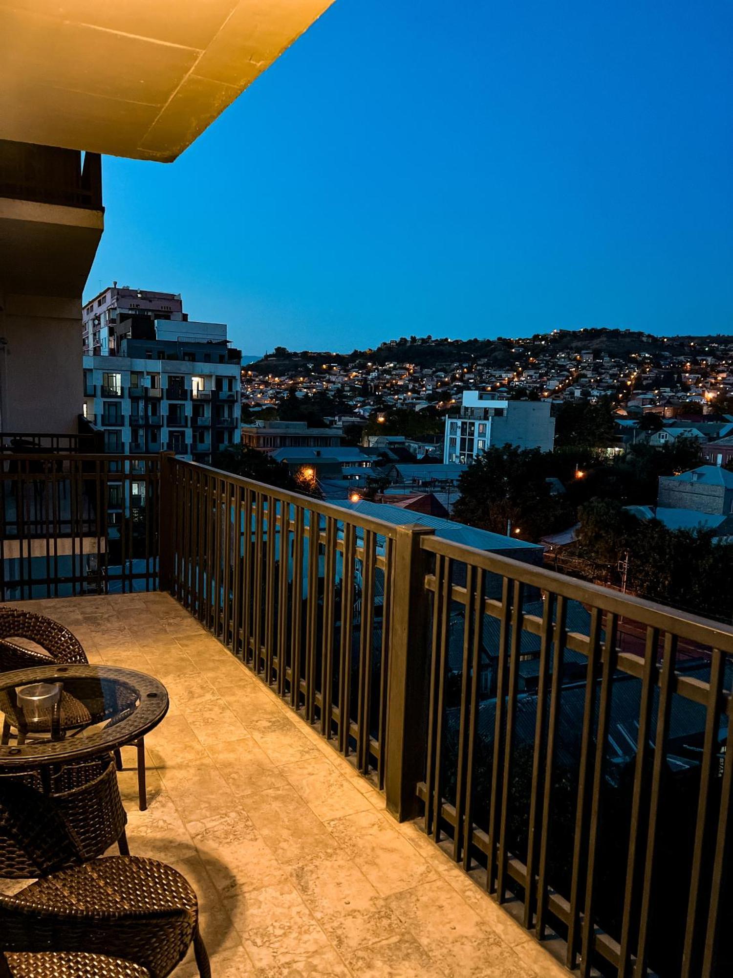 Tm Apart Hotel Tbilisi Ngoại thất bức ảnh